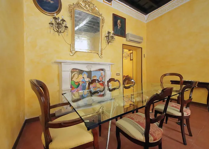Vantaggio Apartment